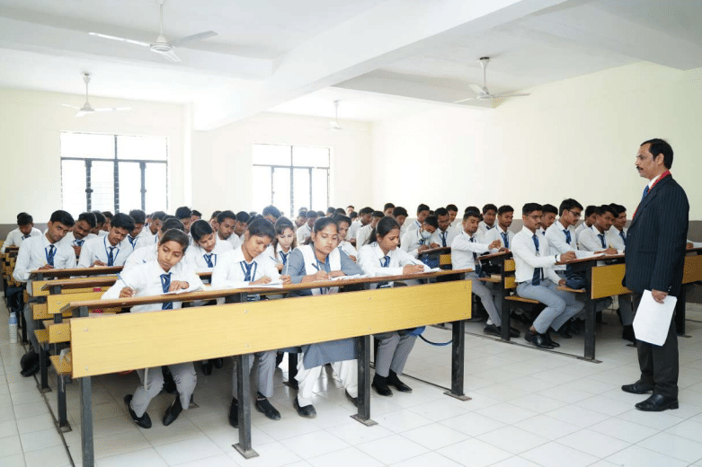 I.P.S.R. Group of Institutions Lucknow Class Room photo 2